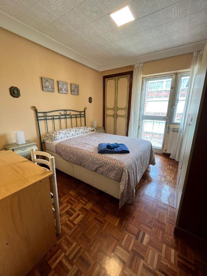 Atuaire Home Gran Apartamento Con Vistas A La Catedral De Бургос Экстерьер фото